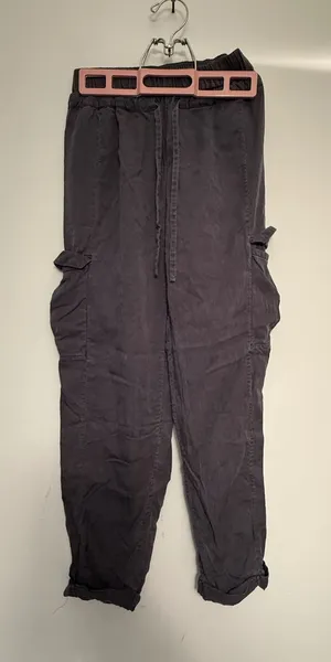 Lululemon Beyond the Studio Cargo‎ Pants Grey Lyocell Joggers Womens Size 2 thumbnail 1