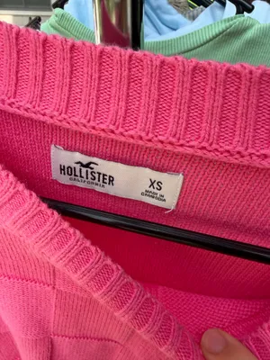 Hollister Pink Sweater thumbnail 2