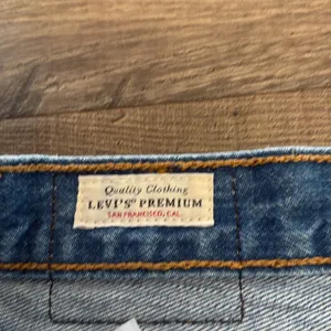 Levi’s 501 Original Fit High Rise Jean Shorts Premium No Stretch thumbnail 5