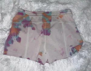 RARE Lululemon Softstream High Rise Short in Tie Dye size 12 Pink Purple Blue thumbnail 2