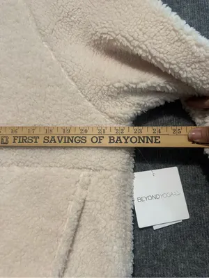 Beyond Yoga Sherpa Pullover with Pockets New with Tags Sz S thumbnail 7