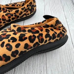Womens Leopard Print Plush Faux Fur Lined Slip On House Slippers Size 10‎ thumbnail 3