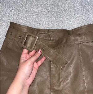 Gilli Faux Leather Shorts Tan Size M thumbnail 3