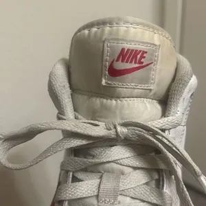 Nike Women's Court Royale 2 Mid High-Top Casual Sz 8.5 Sneakers thumbnail 14
