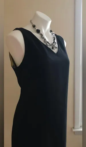 J. Taylor NY Black Sleeveless V Neck Midi Bodycon Business Dress Sz. 14 thumbnail 2