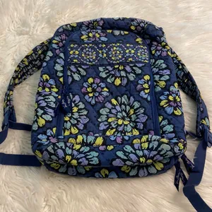 Vera Bradley Big Backpack outside condition excellent but inside have one rip thumbnail 1