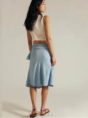 NWT Free People Light Blue A-Line Denim convertible skirt, size Xs thumbnail 4