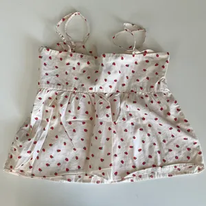 Madewell strawberry tank blouse thumbnail 2
