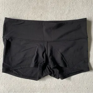 Lululemon Short thumbnail 2
