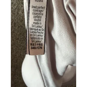 Victoria's‎ Secret Body by Victoria Bra 34B Plush Lined Coverage A1-0069 thumbnail 4