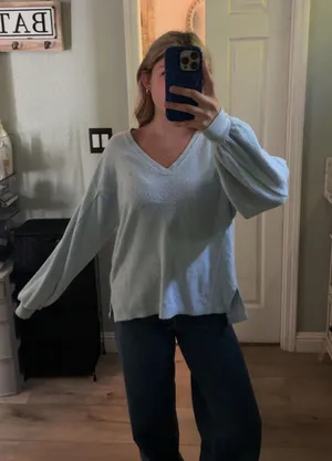 Urban Outfitters blue oversized sweater XS thumbnail 1