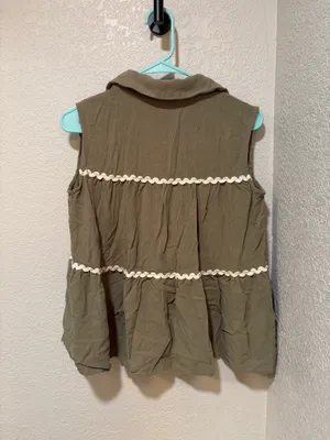 Leela and Lavender Tank Top thumbnail 3