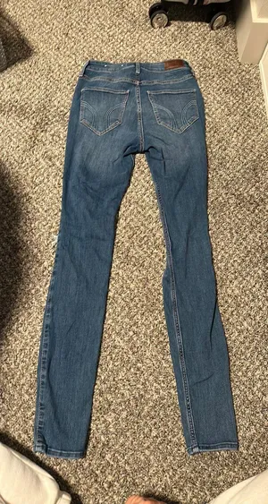 Hollister Jeans thumbnail 3