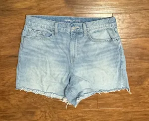 Old Navy High-Waisted Baggy Jean Shorts Light Wash Frayed Cut Offs 2026 Size 10 thumbnail 1