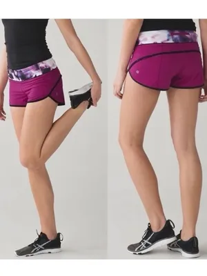 lululemon Size 8 Run Speed Shorts Raspberry Blooming Pixie Print thumbnail 2