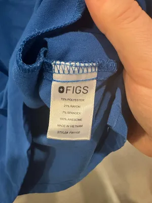 FIGS Casma Three Pocket Scrub Top thumbnail 7