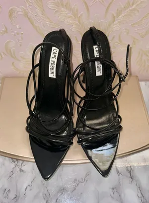 Cape Robbin black pointed strapped heels size 6.5 women’s thumbnail 3