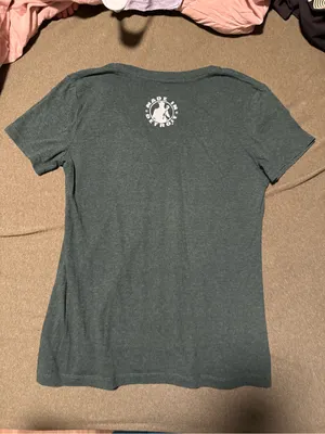 Detroit Shamrock Graphic V-Neck Tee - Green thumbnail 4