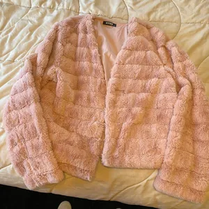 Pink Jacket Size M thumbnail 2