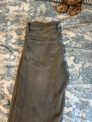 ZARA Mid Rise Jeans thumbnail 3