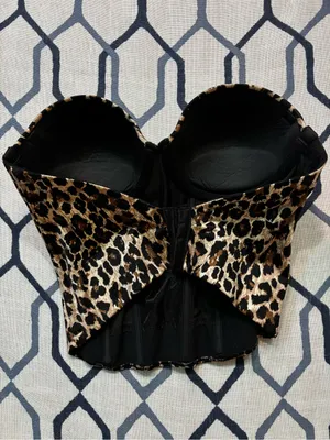 Vintage Pink Victoria’s Secrets Leopard/cheetah Shape Wear 32D thumbnail 2