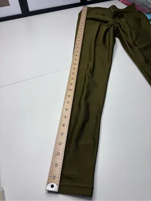 Obsession Scrunch Butt Shapewear Leggings Olive Green High Waisted Size M EUC thumbnail 7