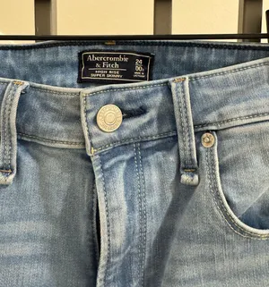 Jeans thumbnail 2