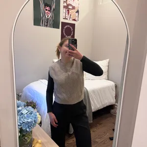 Abercrombie Crew Shell Sweater thumbnail 6