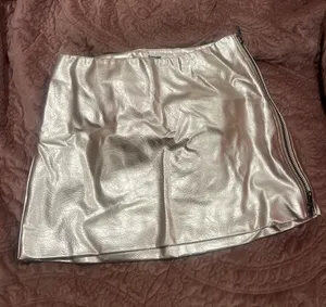 Shimmery Silver Mini Skirt with Side Zip Size XS thumbnail 1