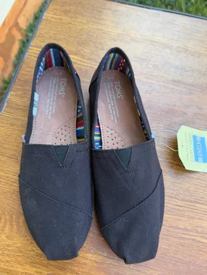 TOMS Classic Canvas Slip-On Flats Women’s US 6 Black Casual Comfort Shoes thumbnail 3