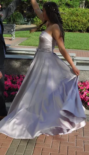 Light Purple Prom Dress thumbnail 2