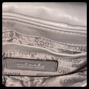 Michael Kors Crossbody Bag Womens Small Grey Quilted Leather Fulton Flap Purse thumbnail 4