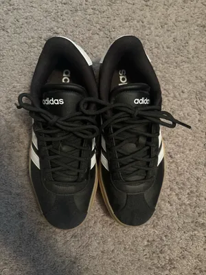 Adidas Sneakers thumbnail 3