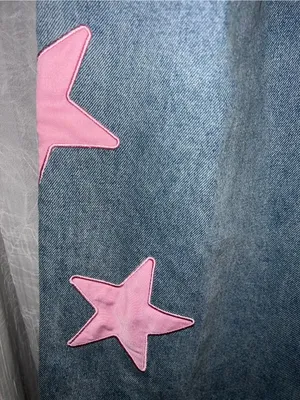 NWOT Edikted Trish Star Low Rise Wide Leg Jeans size large pink star patch’s thumbnail 3