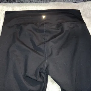 Old Navy Active Go-Dry Leggings, XXL thumbnail 3