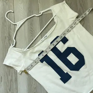 Brandy Melville Tshirt cotton off shoulder 16 crop womens White one size sporty thumbnail 5