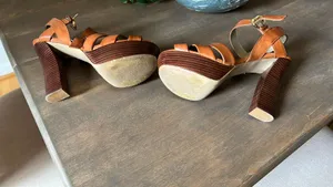 Guess Platform Sandals thumbnail 3