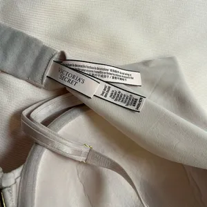 Victoria's Secret Cream T-Shirt Bra with Molded Cups thumbnail 12