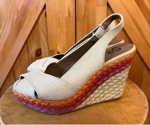 SO Wedge Sandal With Multi Color Trim & Tan Upper Sz 8M thumbnail 1