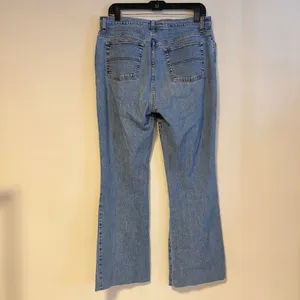 St. John’s Bay Mid Rise Ankle Crop Stretch Boot Flare Denim Jeans Blue Womens 12 thumbnail 4
