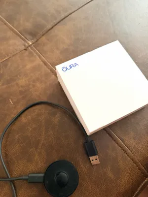 Gold Oura Ring thumbnail 5