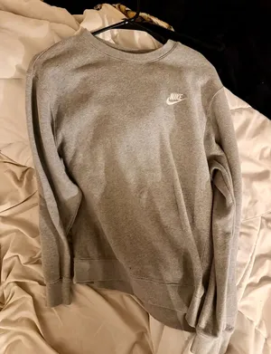 Nike Crewneck thumbnail 1