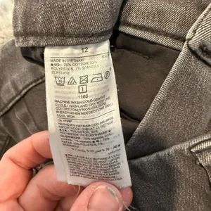 Old Navy Pixie High Rise Ankle Dark Heath Gray Pants Size 12. thumbnail 5
