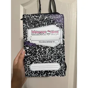 Monster High Diary Crossbody Bag Mattel Goth Egirl Whimsigoth Clawdeen Halloween thumbnail 3