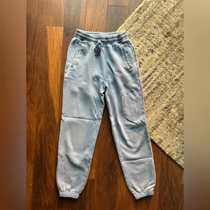 Abercrombie &Fitch Sunday Essential Sweatpants thumbnail 2