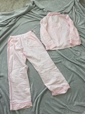 Victoria's Secret Pajama Set Pink thumbnail 4