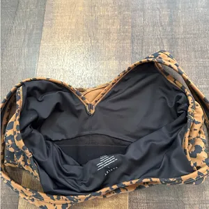 Varley Let's Move Kellam Sports Bra Size Large thumbnail 9