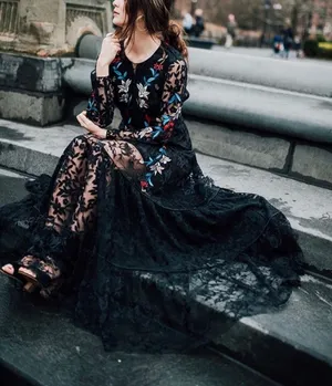 Sachin & Babi Noir Dream Embroidered Lace Trumpet Dress Black Floral Gown 14 thumbnail 1