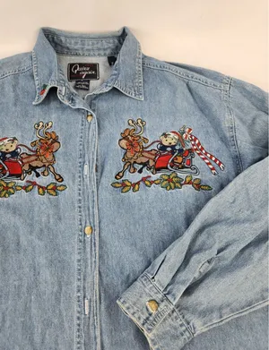 Vintage Embroidered Holiday SOFT Denim Shirt Reindeer Sleigh Bear Teacher Large thumbnail 1