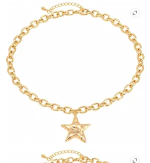 Gold Star Necklace thumbnail 1